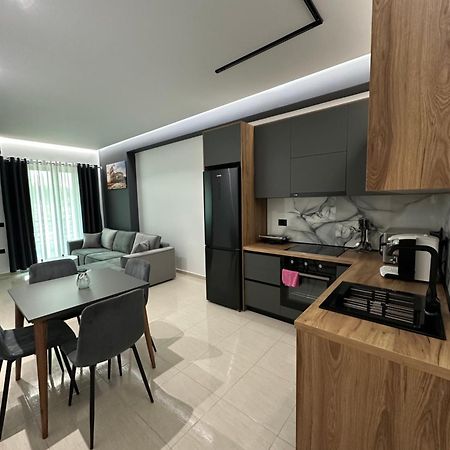 Gael Luxury Apartment Berat Exterior photo