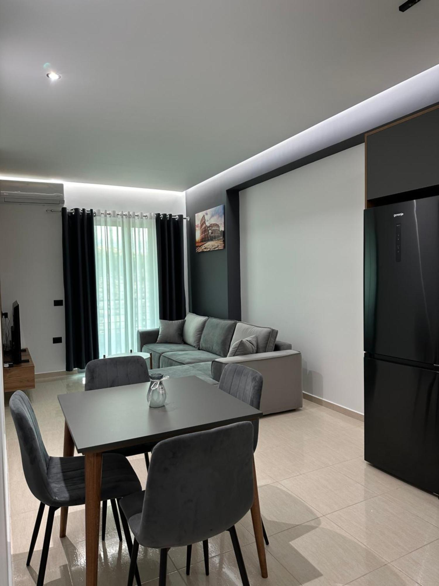Gael Luxury Apartment Berat Exterior photo